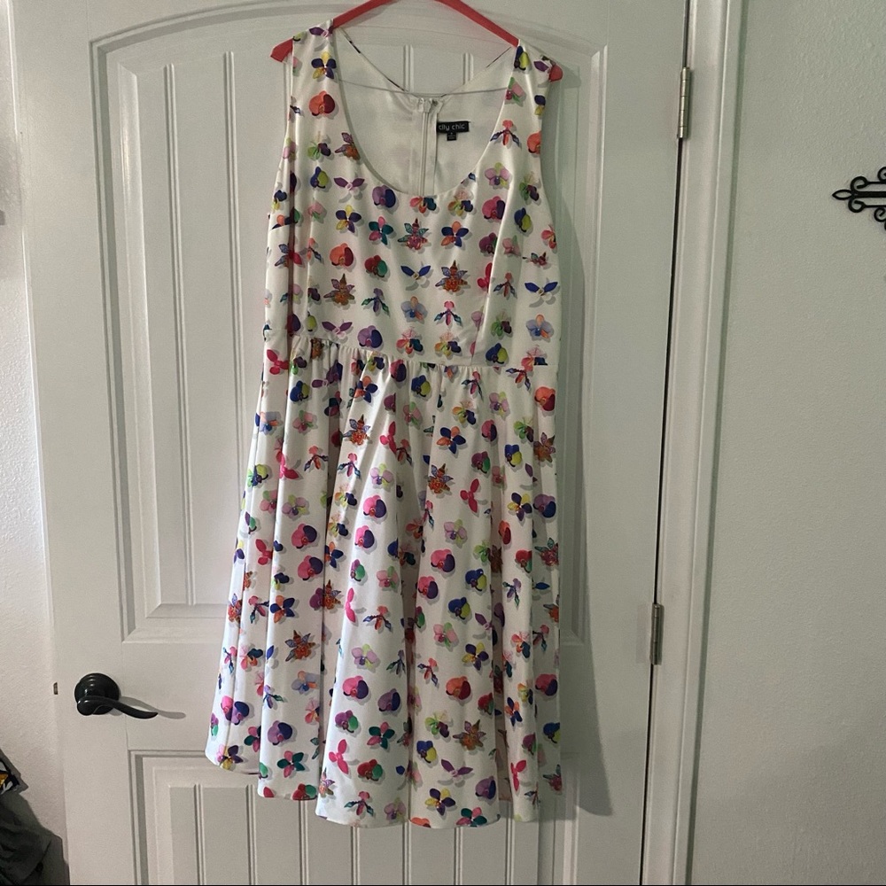 City Chick size S=16 white flower print dress